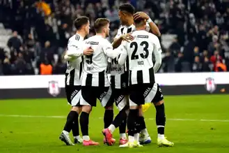 Beşiktaş, Kayserispor'u Yenerek Seriyi 9 Maça Çıkardı!