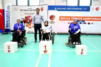 Kocaeli Kağıtspor, 2024'ü Şampiyonluklarla Kapadı!