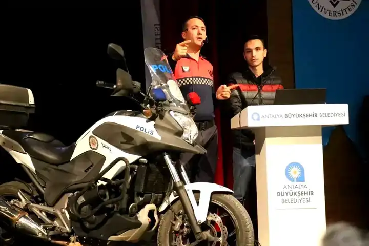 Gazipaşa'da Motosiklet Güvenliği Semineri