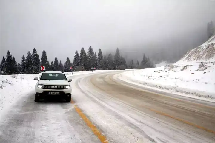 Ilgaz Dağı'nda Muhteşem Kar ve Sis Manzarası!