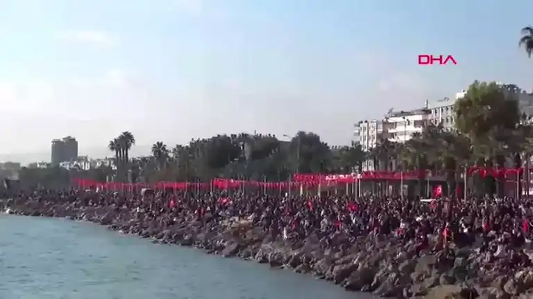 SOLOTÜRK, Mersin'i Büyüledi!