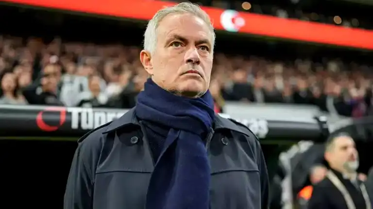 Mourinho'dan Real Madrid'e Net Cevap!